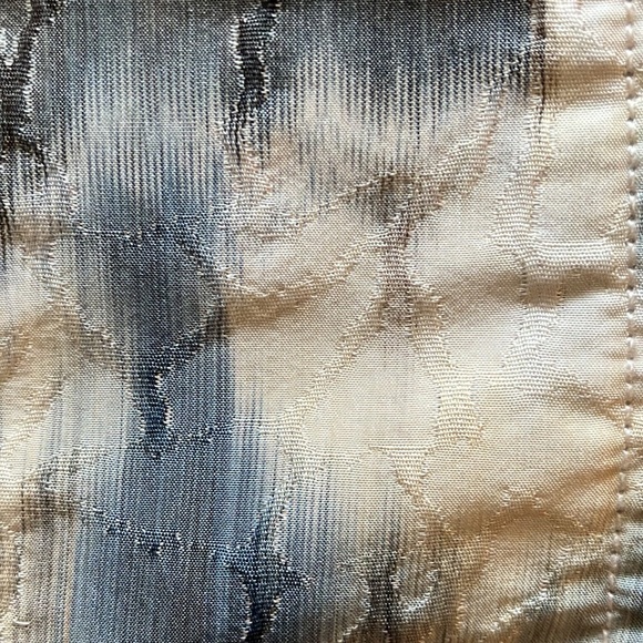 Gorgeous Laura plus blue gray cream “tie dye” effect blazer. - Picture 15 of 15